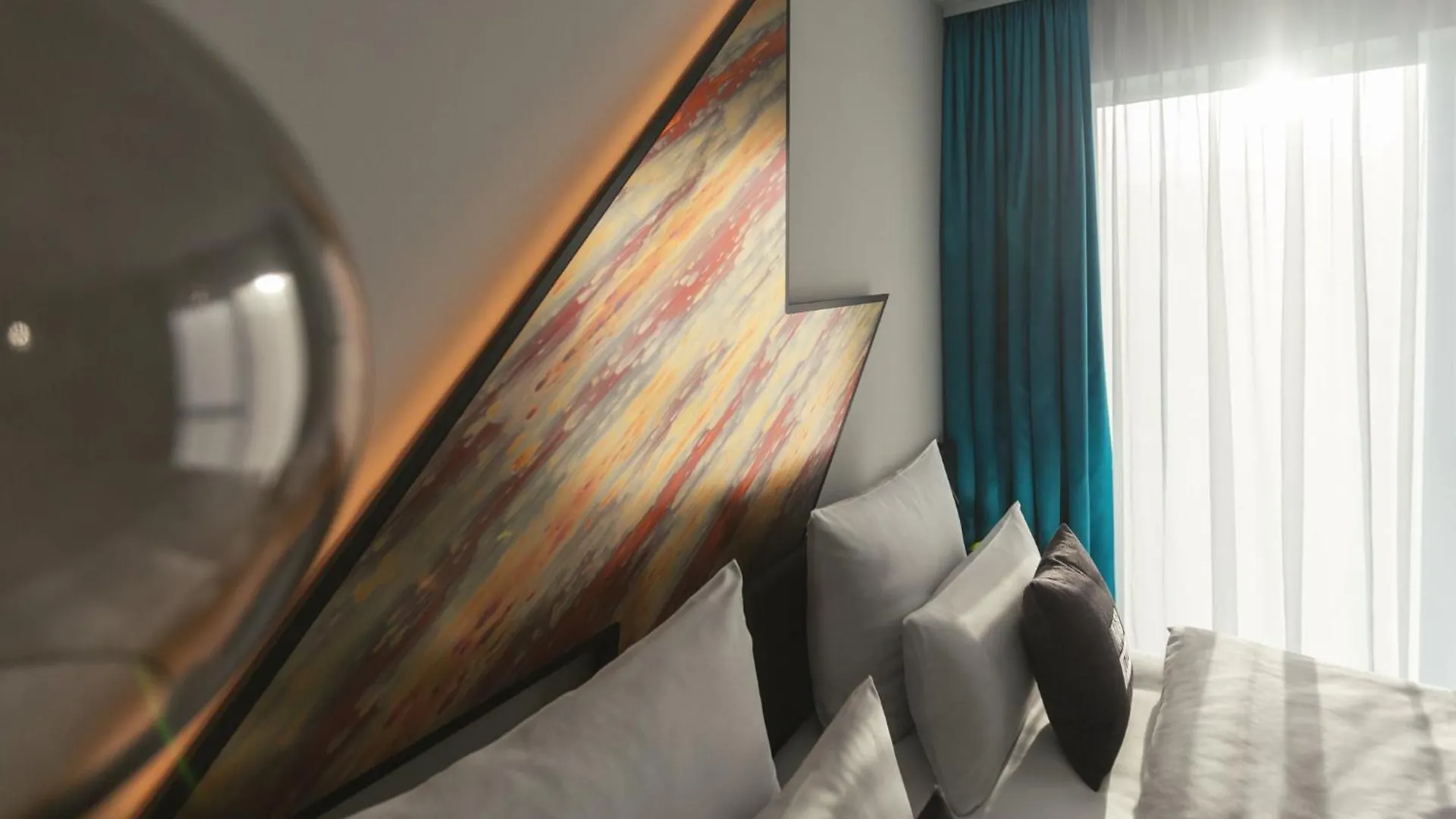 *** Hotel Holiday Inn - The Niu, Flash Berlin Charlottenburg By Ihg Tyskland