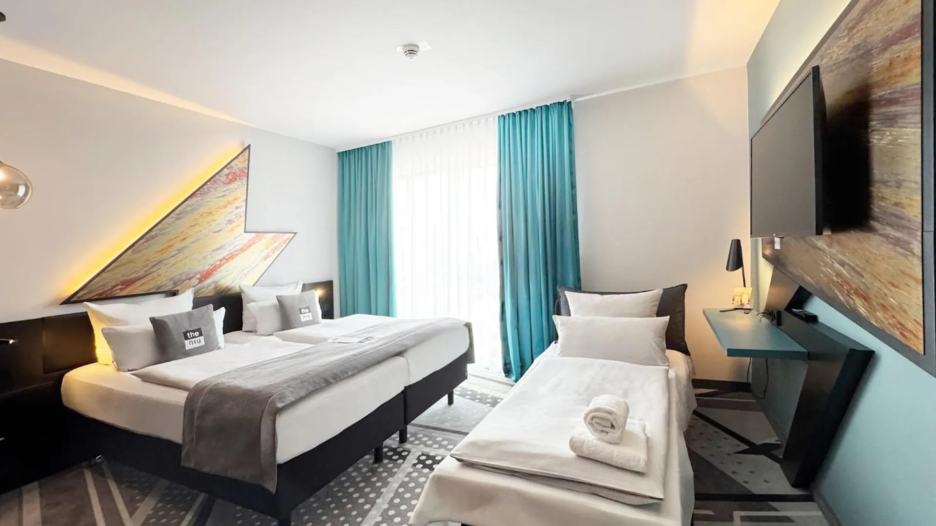 *** Hotel Holiday Inn - The Niu, Flash Berlin Charlottenburg By Ihg Deutschland