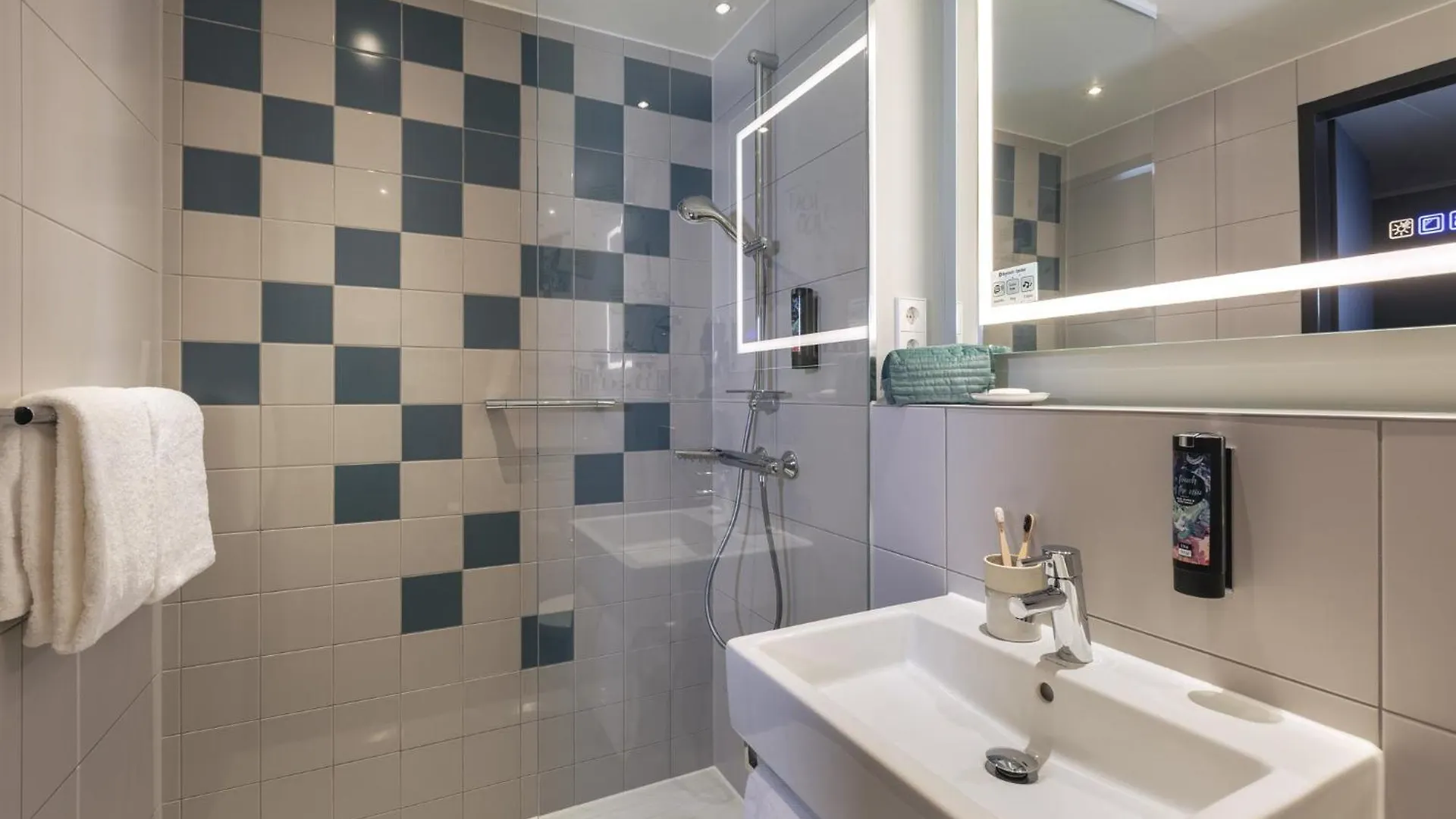 Holiday Inn - The Niu, Flash Berlin Charlottenburg By Ihg Hotel